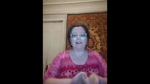Snapshot of webgirl2 chatting on 05.29.26 Marina online show from 05.29.26