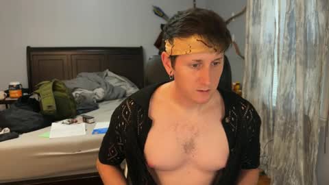 Snapshot of webslingxxxx chatting on 09.24.25 webslingxxxx online show from 09.24.25