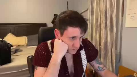 Snapshot of webslingxxxx chatting on 10.10.25 webslingxxxx online show from 10.10.25