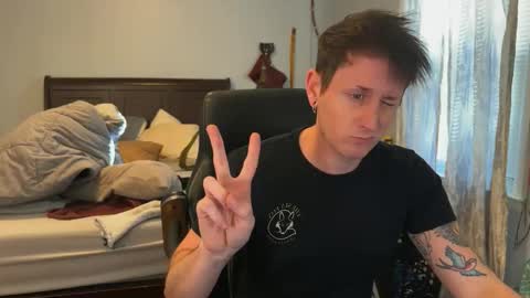 Snapshot of webslingxxxx chatting on 10.22.25 webslingxxxx online show from 10.22.25