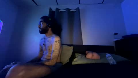 ShootingWebs online show from 11.14.25