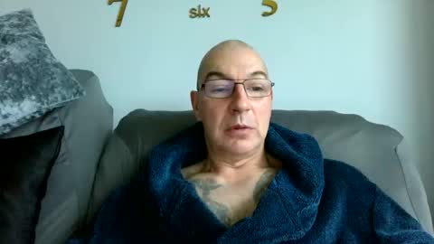 wechatistrokeurub online show from 10.15.25