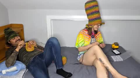 Snapshot of wecum2getdown chatting on 03.15.26 wecum2getdown online show from 03.15.26