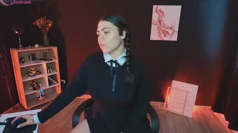 Wednesday   Please help me to reach 111 thumbs up online show from 09.15.25