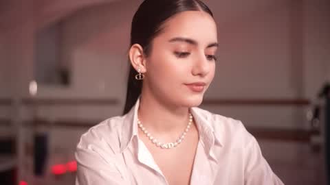 Snapshot of welcome_to_forever chatting on 11.08.25 LANA online show from 11.08.25