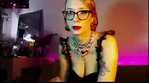 Liza online show from 02.19.25