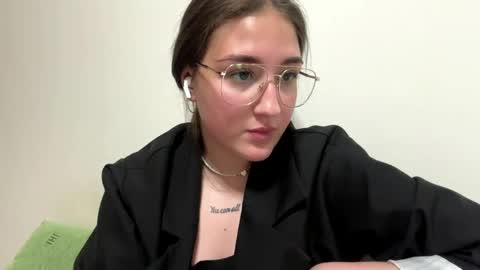 Anna online show from 05.24.26