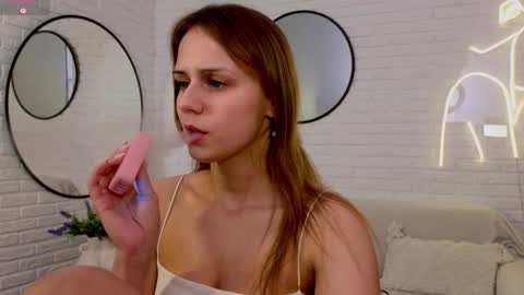 Snapshot of wendy__doll chatting on 02.19.26 Im Wendy online show from 02.19.26