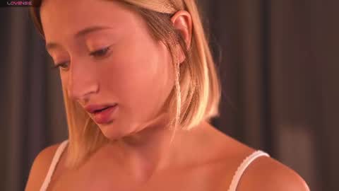 Daisy    online show from 07.31.26