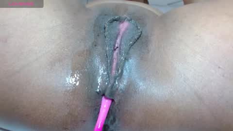 Snapshot of wendy_rivera chatting on 01.08.25 Wendy online show from 01.08.25