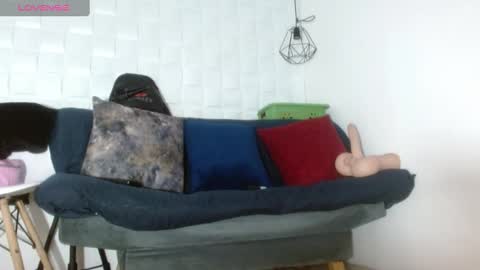 Snapshot of wendy_rivera chatting on 02.04.25 Wendy online show from 02.04.25