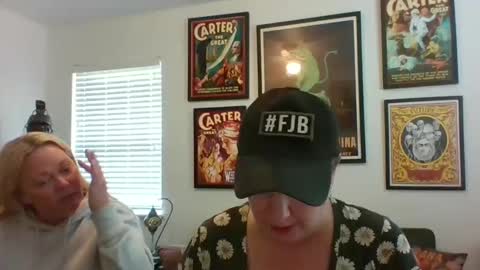 Snapshot of wendycu chatting on 12.17.24 WendyCU online show from 12.17.24