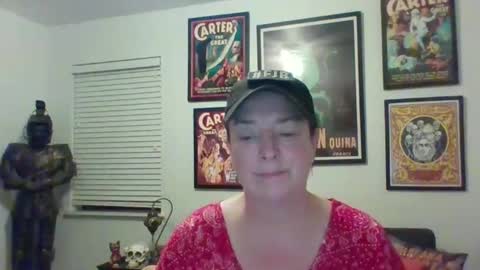 Snapshot of wendycu chatting on 12.18.24 WendyCU online show from 12.18.24