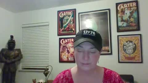 Snapshot of wendycu chatting on 12.30.24 WendyCU online show from 12.30.24
