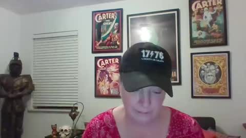 Snapshot of wendycu chatting on 02.10.25 WendyCU online show from 02.10.25