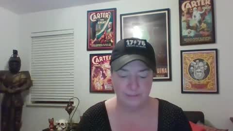 Snapshot of wendycu chatting on 02.12.25 WendyCU online show from 02.12.25