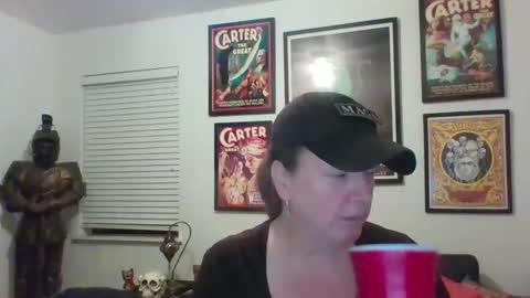Snapshot of wendycu chatting on 02.18.25 WendyCU online show from 02.18.25