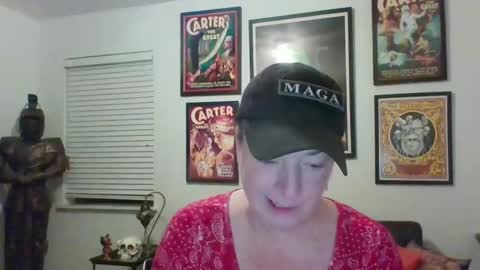 Snapshot of wendycu chatting on 02.24.25 WendyCU online show from 02.24.25