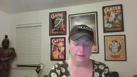 Snapshot of wendycu chatting on 03.12.25 WendyCU online show from 03.12.25