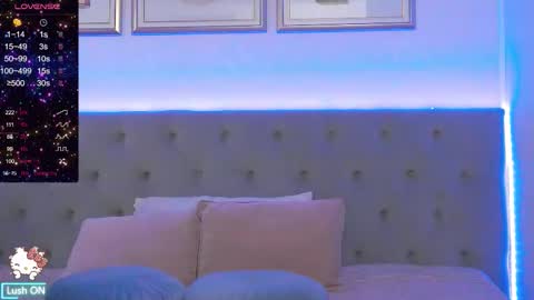 Snapshot of wendymay chatting on 10.07.25 Wendy online show from 10.07.25