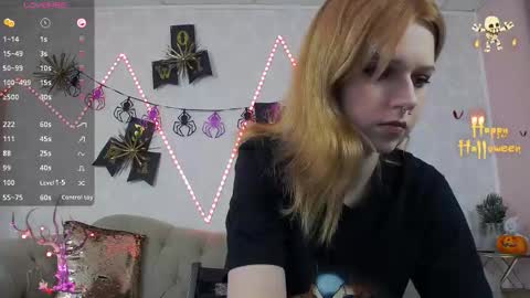 Snapshot of wendymay chatting on 10.29.25 Wendy online show from 10.29.25