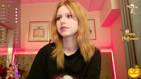 Snapshot of wendymay chatting on 10.30.25 Wendy online show from 10.30.25