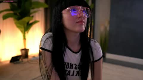 Snapshot of wendyyluv chatting on 06.21.26 Wendy online show from 06.21.26