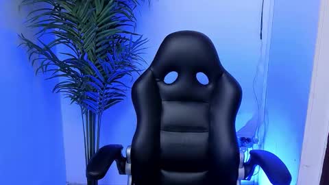 Snapshot of wes_gibbings chatting on 01.08.26 WES online show from 01.08.26