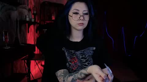 little girl who is always rightLisa online show from 06.11.26
