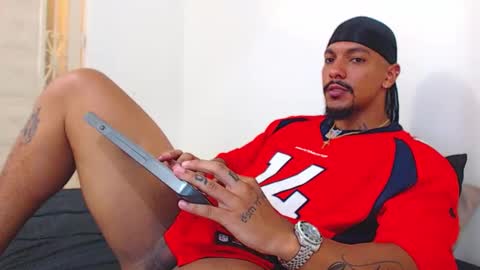 Wesley Rogger online show from 10.06.25