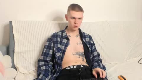 Snapshot of wesleyross chatting on 12.28.24 Wes online show from 12.28.24