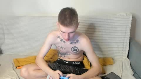 Snapshot of wesleyross chatting on 01.17.25 Wes online show from 01.17.25