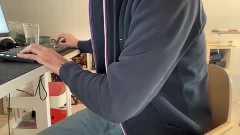 wet_adidasboy online show from 09.29.25