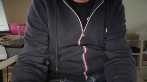 wet_adidasboy online show from 11.28.25