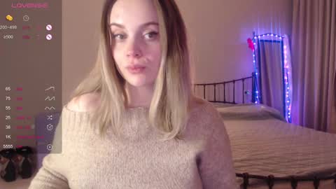 Lana online show from 02.12.25