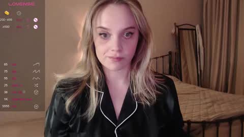 Lana online show from 02.27.25