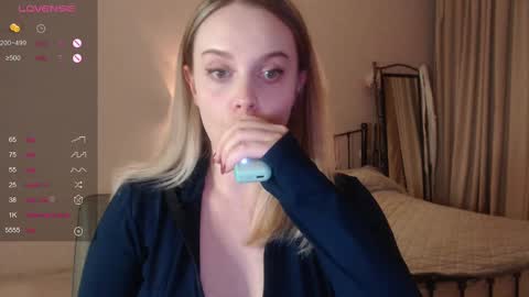 Lana online show from 02.28.25