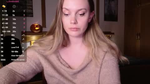 Lana online show from 10.16.25