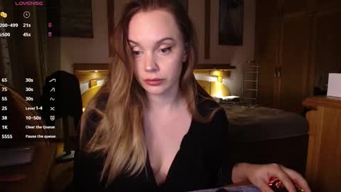 Lana online show from 11.19.25