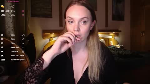 Lana online show from 12.01.25