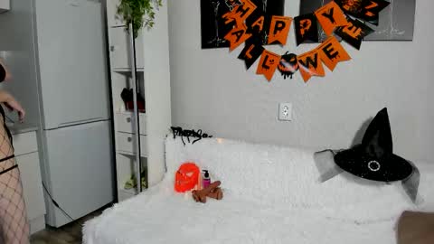 Alise online show from 10.24.25