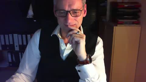 Franz online show from 12.26.24
