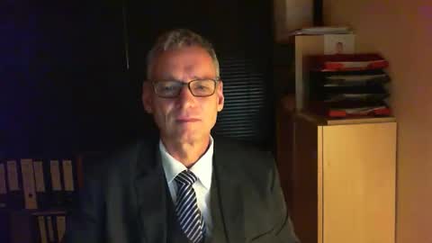 Franz online show from 10.18.25