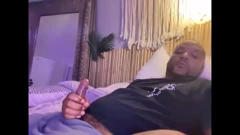 Snapshot of wettdreammcumtru chatting on 10.16.25 Magic johnson 313 online show from 10.16.25