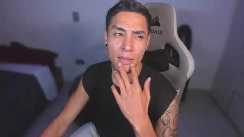 Snapshot of wexx_ chatting on 02.22.26 wex online show from 02.22.26