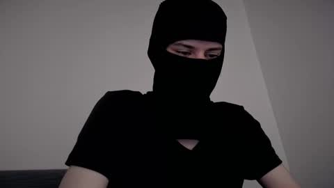 Snapshot of whispero_o chatting on 02.14.26 whispero_o online show from 02.14.26