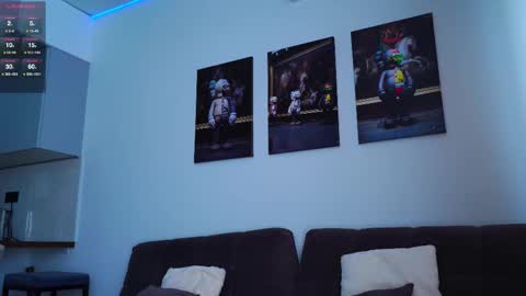 Snapshot of whitebanny chatting on 09.22.25 Kate  online show from 09.22.25