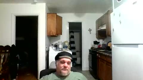 Snapshot of whiteboyguidx chatting on 10.27.25 Tony Floyd online show from 10.27.25