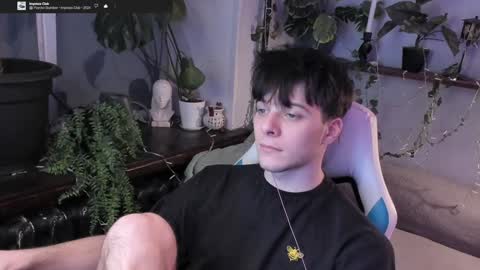 Snapshot of whiteegrimm chatting on 12.18.24 Gus online show from 12.18.24