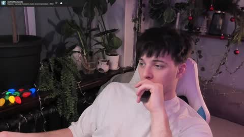 Snapshot of whiteegrimm chatting on 12.25.24 Gus online show from 12.25.24